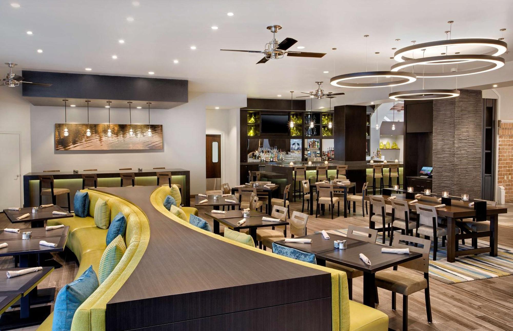 Embassy Suites By Hilton Orlando International Drive Convention Center Williamsburg Εξωτερικό φωτογραφία