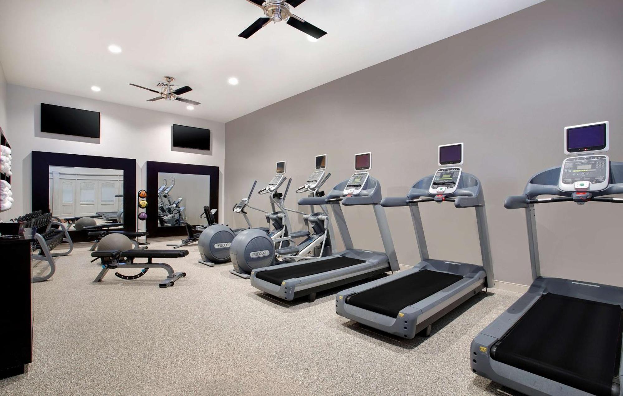 Embassy Suites By Hilton Orlando International Drive Convention Center Williamsburg Εξωτερικό φωτογραφία