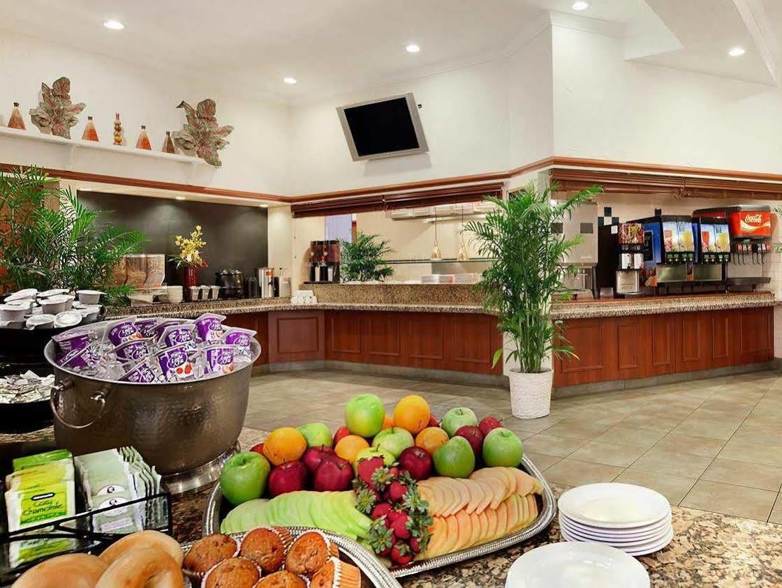 Embassy Suites By Hilton Orlando International Drive Convention Center Williamsburg Εξωτερικό φωτογραφία