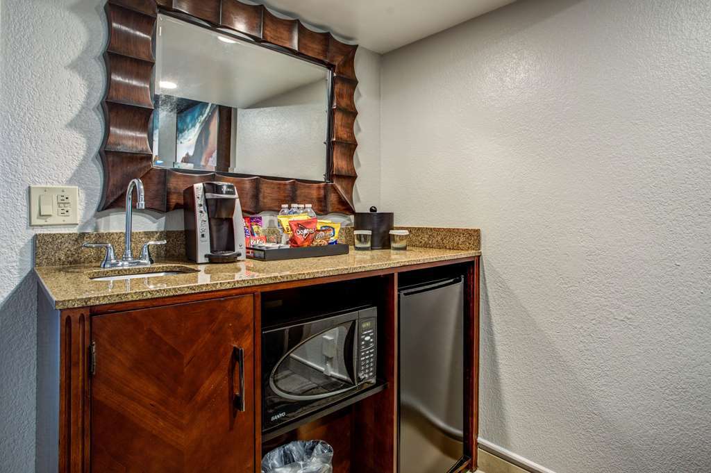 Embassy Suites By Hilton Orlando International Drive Convention Center Williamsburg Δωμάτιο φωτογραφία